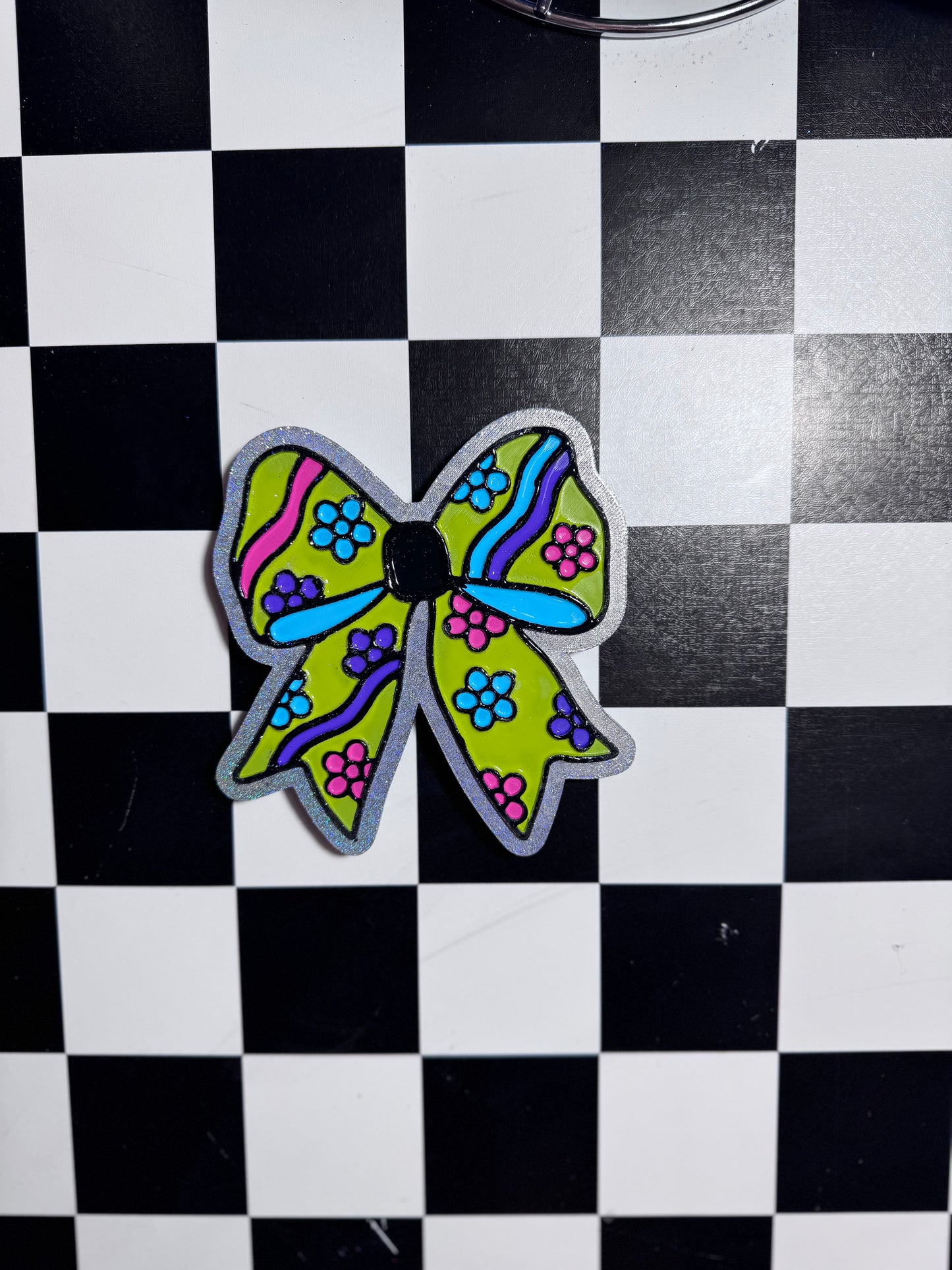 Groovy Bow