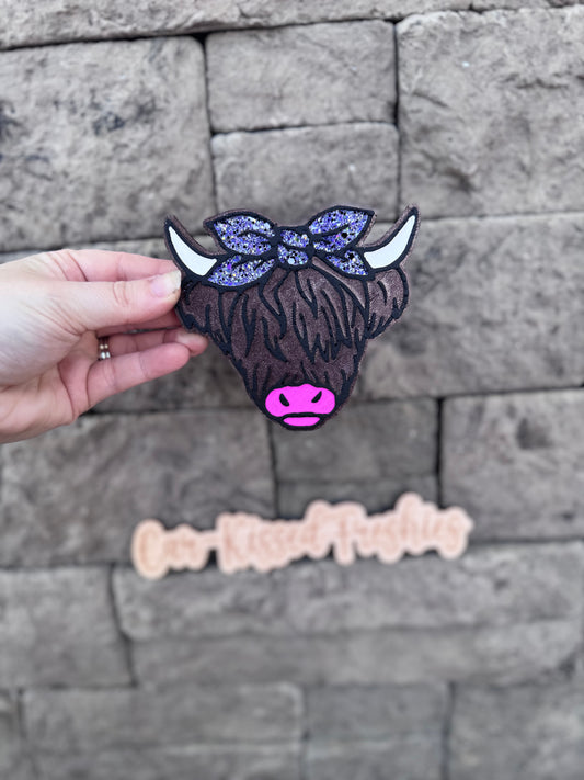 Cow W Bow