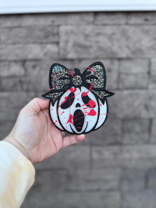 Scream Pumpkin w Bow
